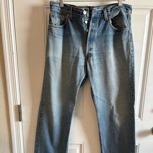 Levi’s Mens 501 Button Fly Original Riveted Jeans 34W 32L